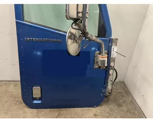 INTERNATIONAL 9200i Door