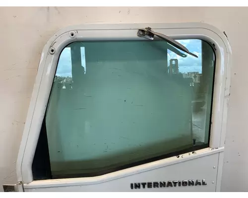 INTERNATIONAL 9200i Door