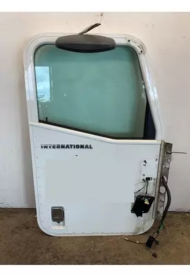 INTERNATIONAL 9200i Door