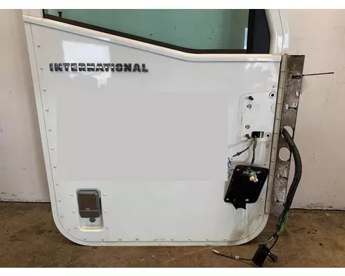 INTERNATIONAL 9200i Door