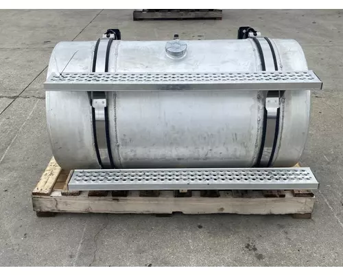 INTERNATIONAL 9200i Fuel Tank