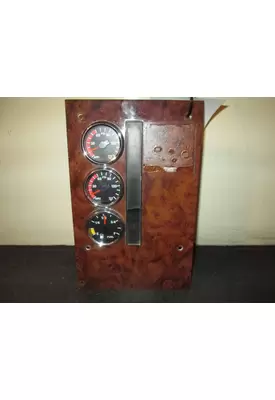 INTERNATIONAL 9200i Gauge Panel