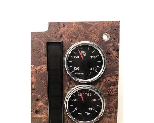 INTERNATIONAL 9200i Gauge Panel