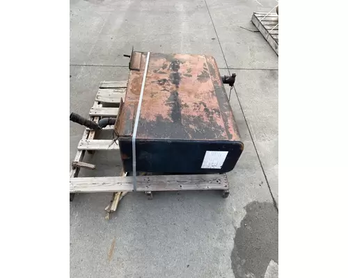 INTERNATIONAL 9200i Hydraulic Tank