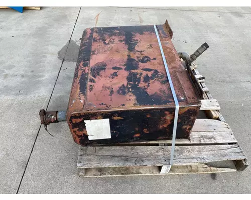 INTERNATIONAL 9200i Hydraulic Tank