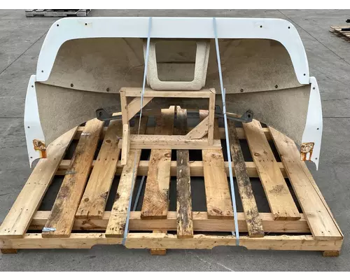 INTERNATIONAL 9200i Roof Assembly