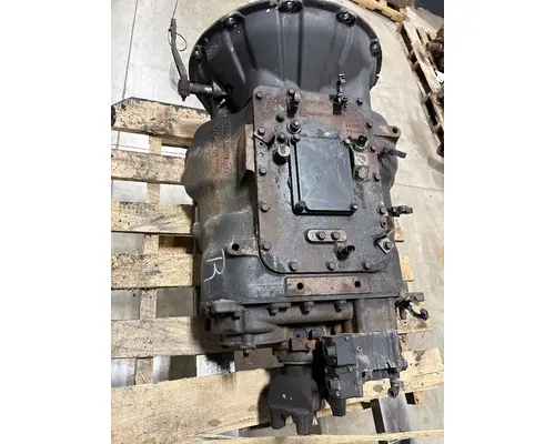 INTERNATIONAL 9200i Transmission Assembly