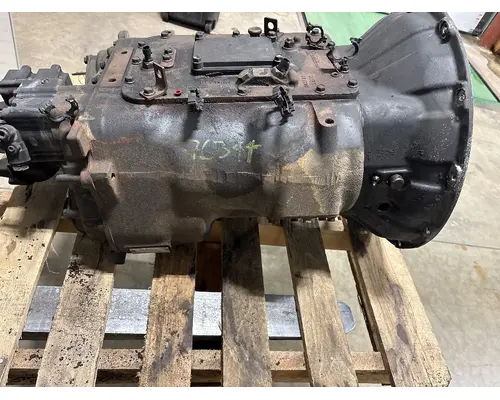INTERNATIONAL 9200i Transmission Assembly