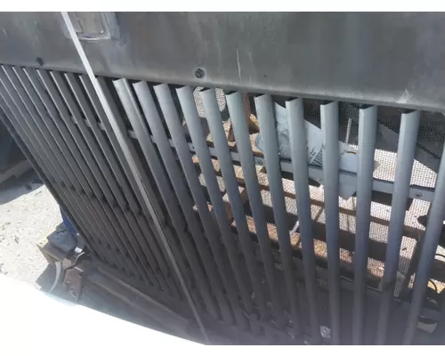 INTERNATIONAL 9300 1984-1999 HOOD