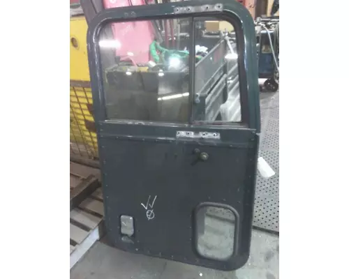 INTERNATIONAL 9300 1990-1999 DOOR ASSEMBLY, FRONT
