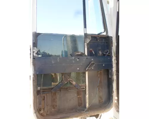 INTERNATIONAL 9300  Door Assembly, Front