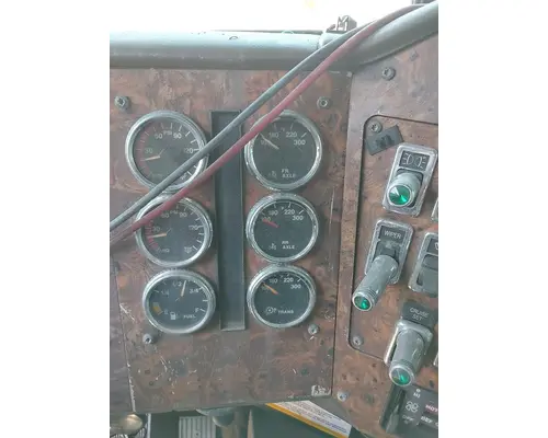 INTERNATIONAL 9300 Complete Vehicle