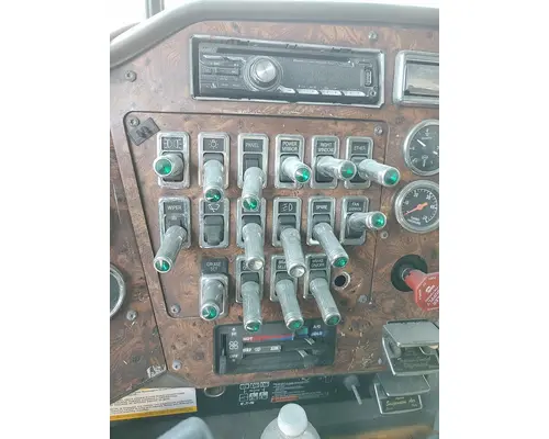 INTERNATIONAL 9300 Complete Vehicle