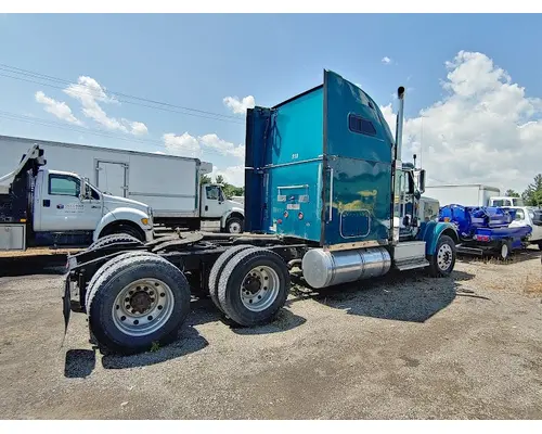 INTERNATIONAL 9300 Complete Vehicle