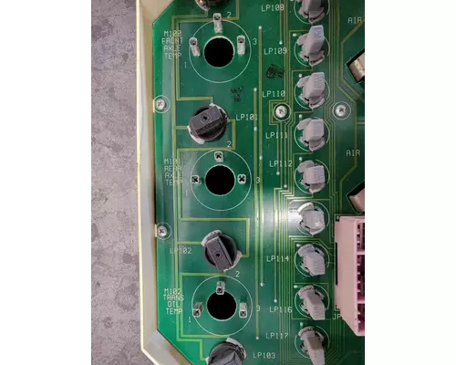 INTERNATIONAL 9300 Dash Panel