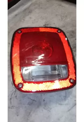 INTERNATIONAL 9300 Front Lamp (Turn Signal)
