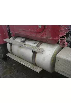 INTERNATIONAL 9300 Fuel Tank