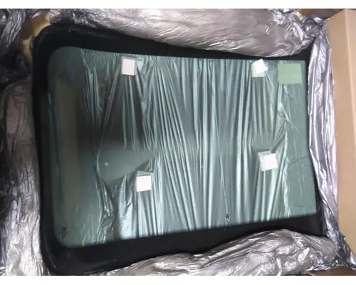 INTERNATIONAL 9300 GLASS, WINDSHIELD