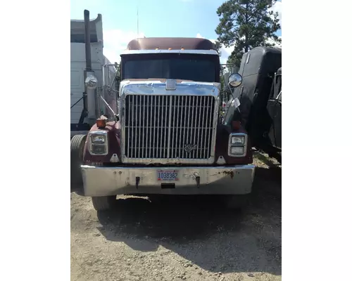 INTERNATIONAL 9300 Hood