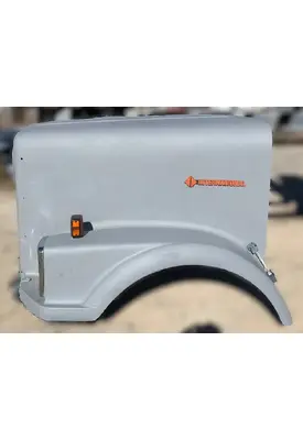 INTERNATIONAL 9300 Hood