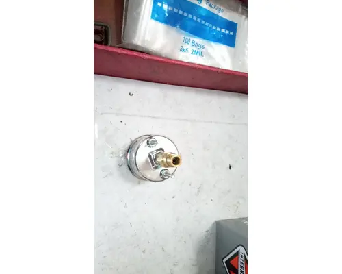 INTERNATIONAL 9300 Instrument Cluster