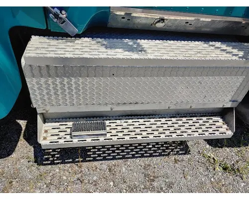 INTERNATIONAL 9300 Rebuilders