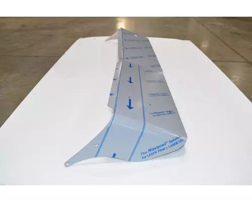 INTERNATIONAL 9300 Sun Visor (External)