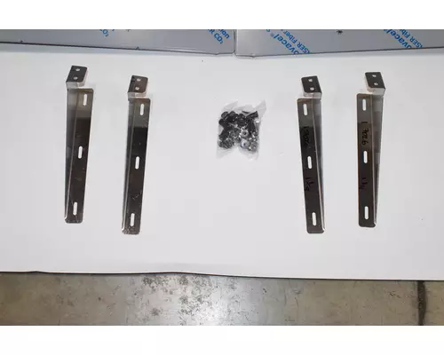 INTERNATIONAL 9300 Sun Visor (External)