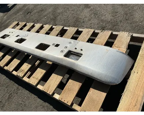 INTERNATIONAL 9370 Bumper Assembly, Front