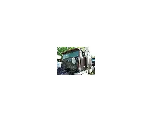 INTERNATIONAL 9370 Cab Clip