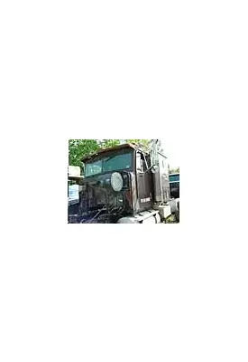 INTERNATIONAL 9370 Cab Clip