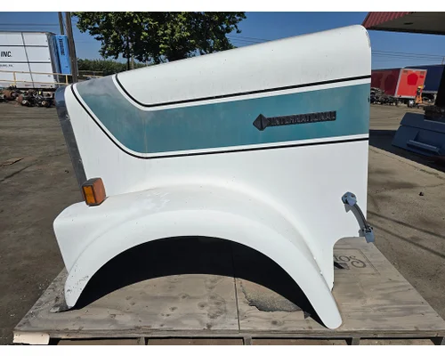 INTERNATIONAL 9370 Hood