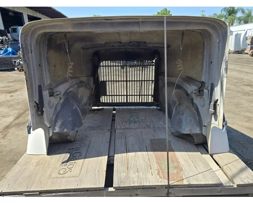 INTERNATIONAL 9370 Hood