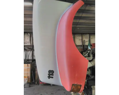 INTERNATIONAL 9400 1987-1996 HOOD