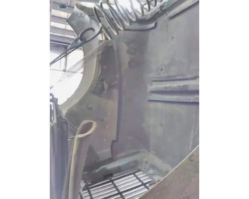 INTERNATIONAL 9400 1987-1996 HOOD