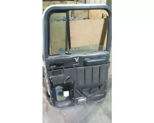 INTERNATIONAL 9400 1990-1999 DOOR ASSEMBLY, FRONT
