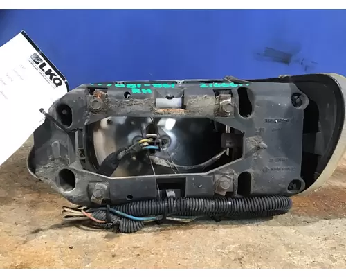 INTERNATIONAL 9400I 2000-2005 HEADLAMP ASSEMBLY