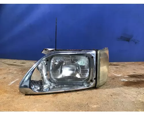 INTERNATIONAL 9400I 2000-2005 HEADLAMP ASSEMBLY