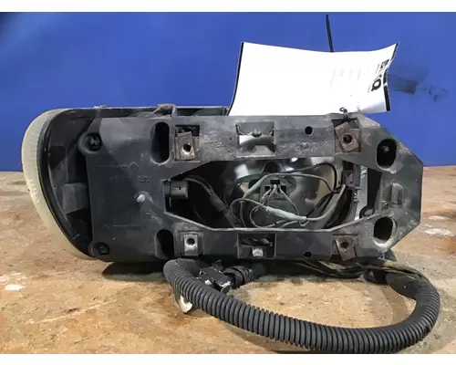 INTERNATIONAL 9400I 2000-2005 HEADLAMP ASSEMBLY