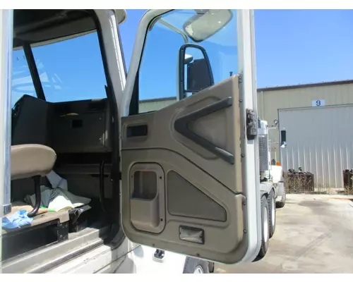 INTERNATIONAL 9400I 2000-2007 DOOR ASSEMBLY, FRONT