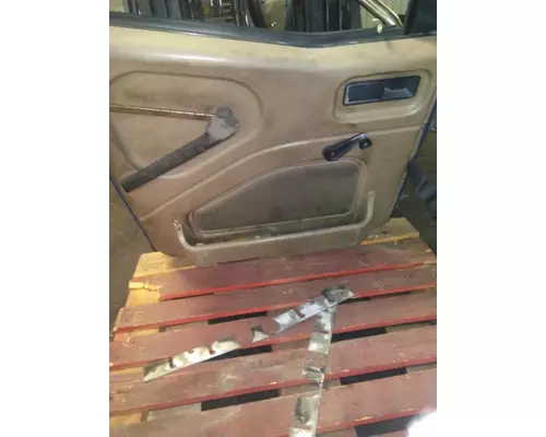 INTERNATIONAL 9400I 2000-2007 DOOR ASSEMBLY, FRONT