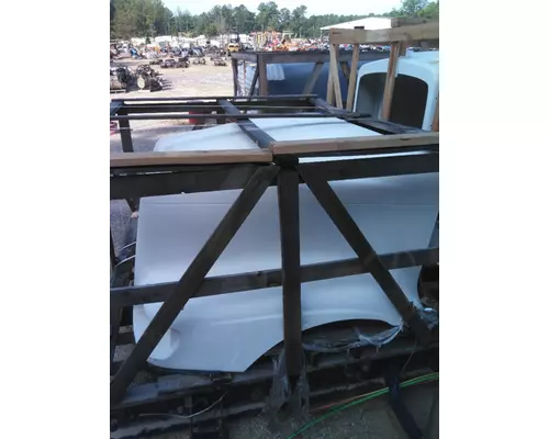 INTERNATIONAL 9400I 2000-2008 HOOD