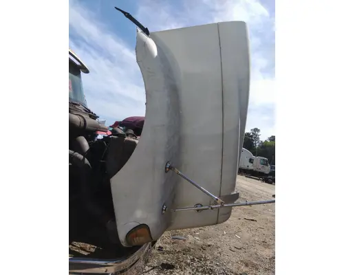 INTERNATIONAL 9400I 2000-2008 HOOD