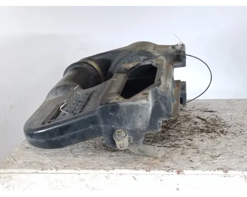 INTERNATIONAL 9400I AIR CLEANER