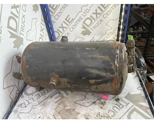 INTERNATIONAL 9400I Air Tank