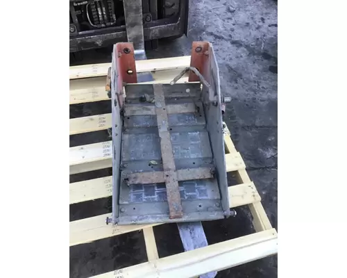 INTERNATIONAL 9400I BATTERY BOX