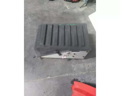 INTERNATIONAL 9400I BATTERY BOX