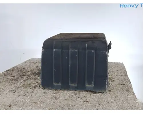 INTERNATIONAL 9400I BATTERY BOX