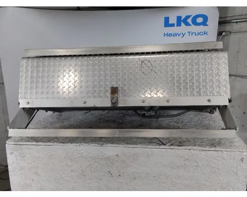 INTERNATIONAL 9400I BATTERY BOX