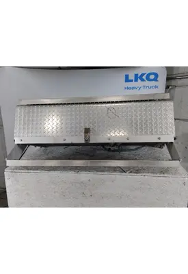 INTERNATIONAL 9400I BATTERY BOX